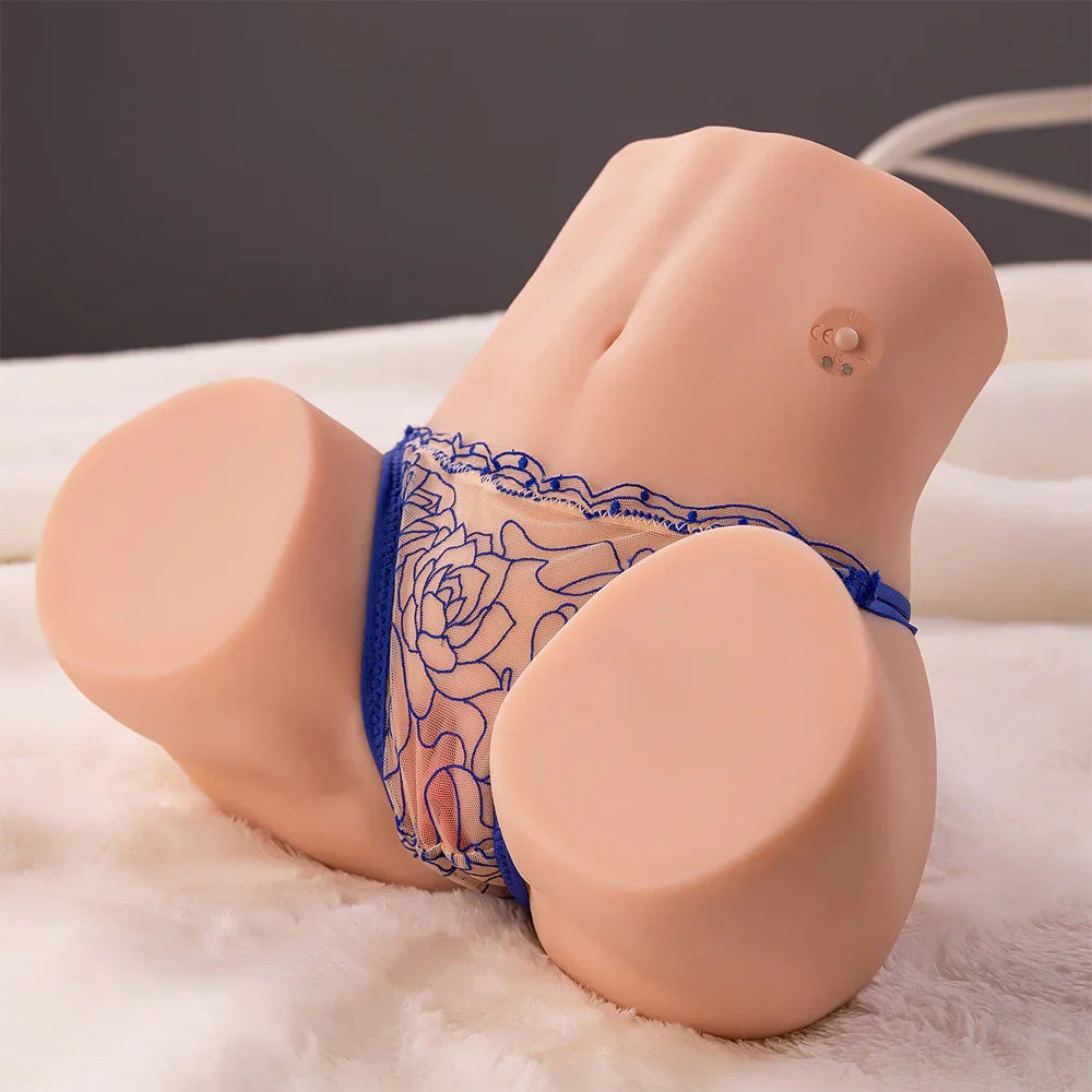 Maya Sucking & Vibrating Petite Vaginal Masturbator - RealVagina